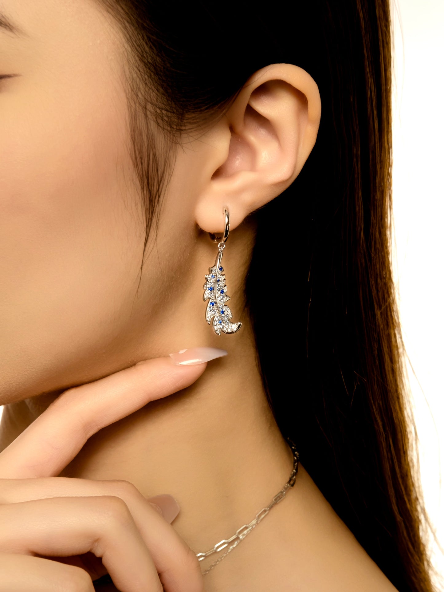 Everly Vine Earrings