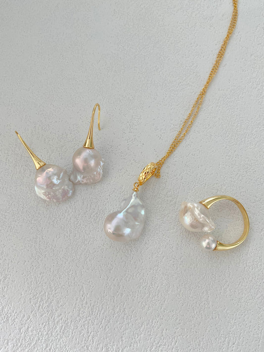 Classic Grandeur Baroque Pearl Earrings