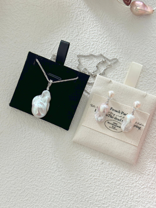 Classic Grandeur Baroque Pearl Necklace