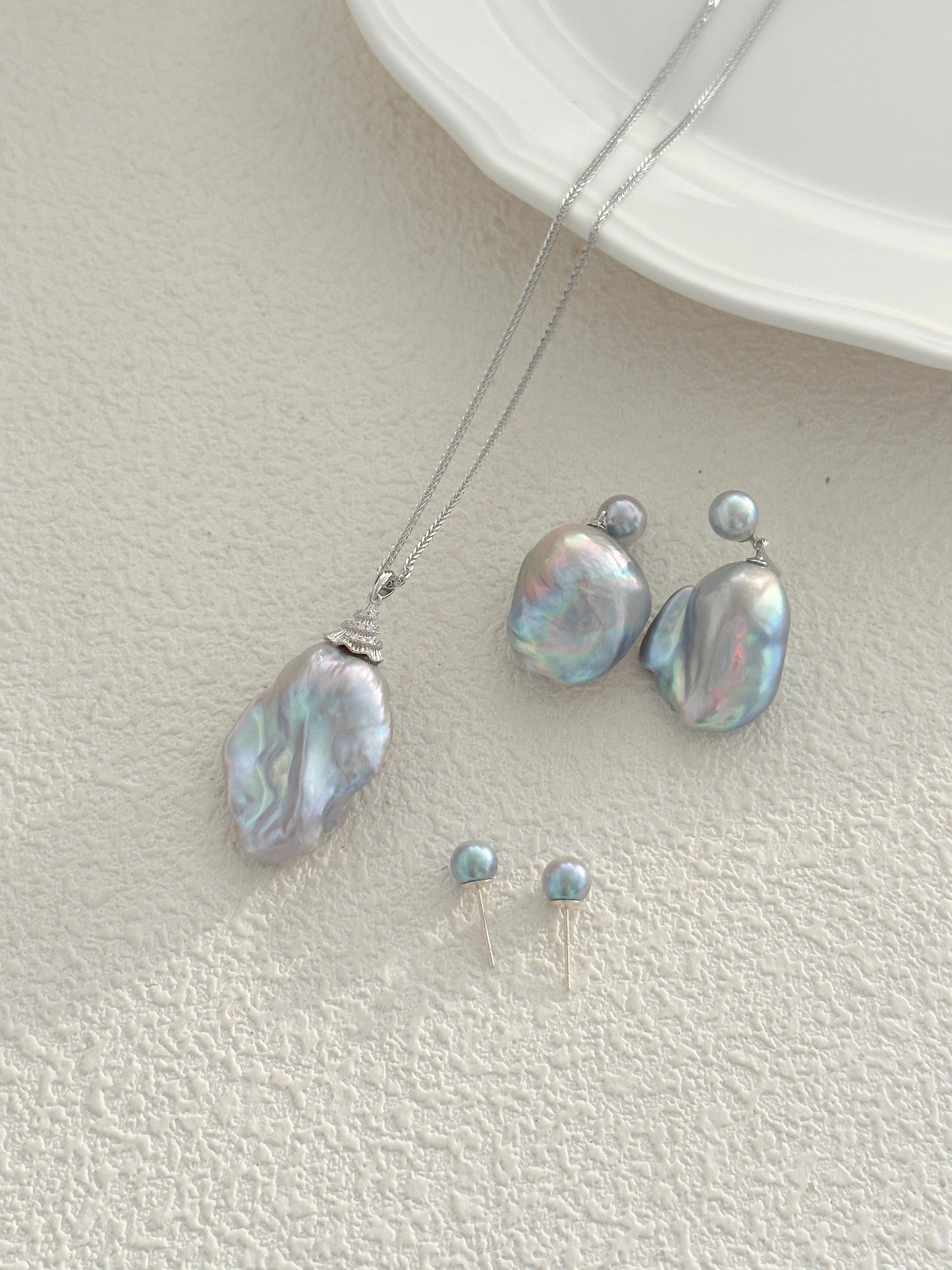 Classic Grandeur Baroque Pearl Necklace