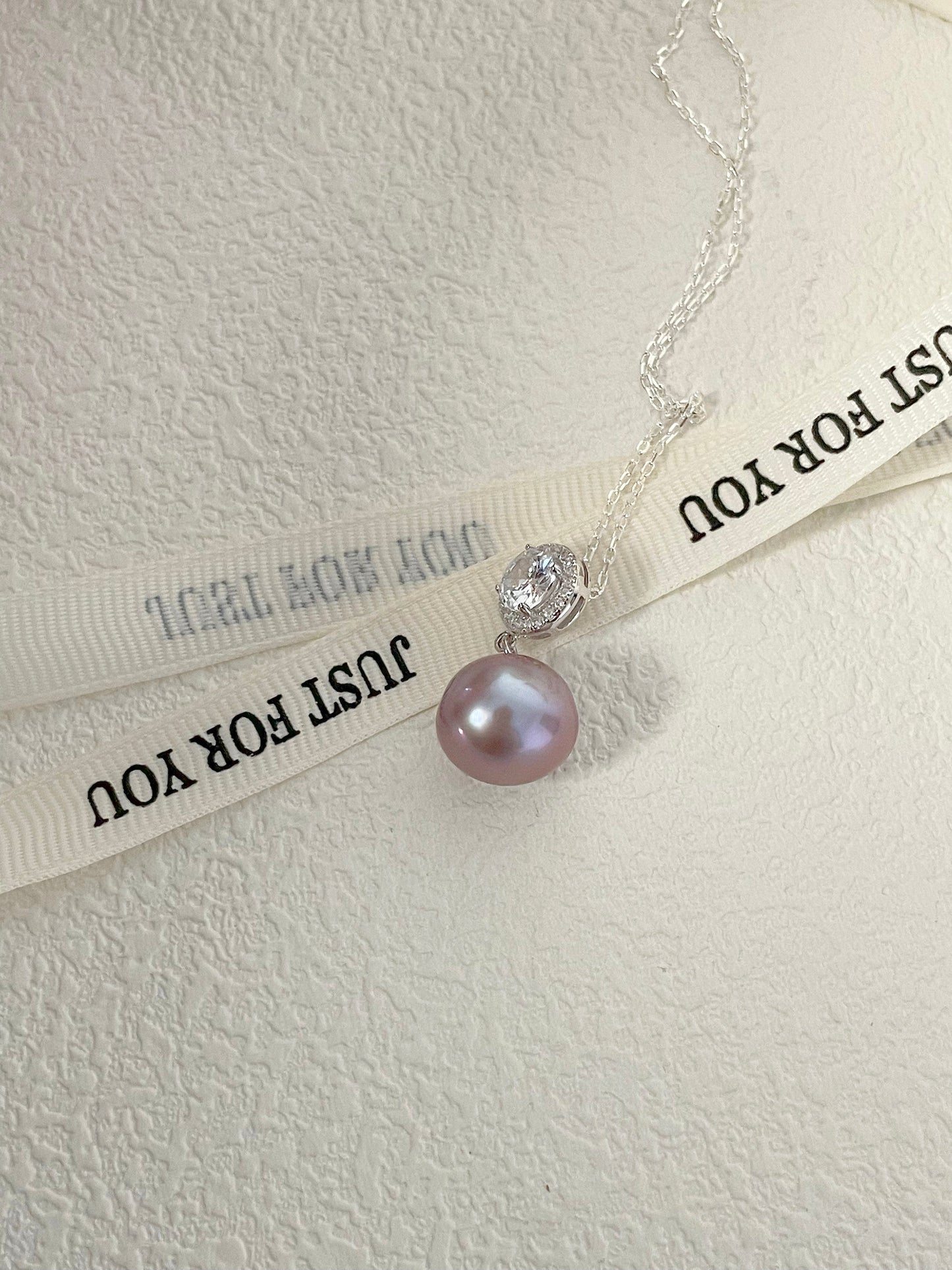 Floral Baroque Pearl Necklace