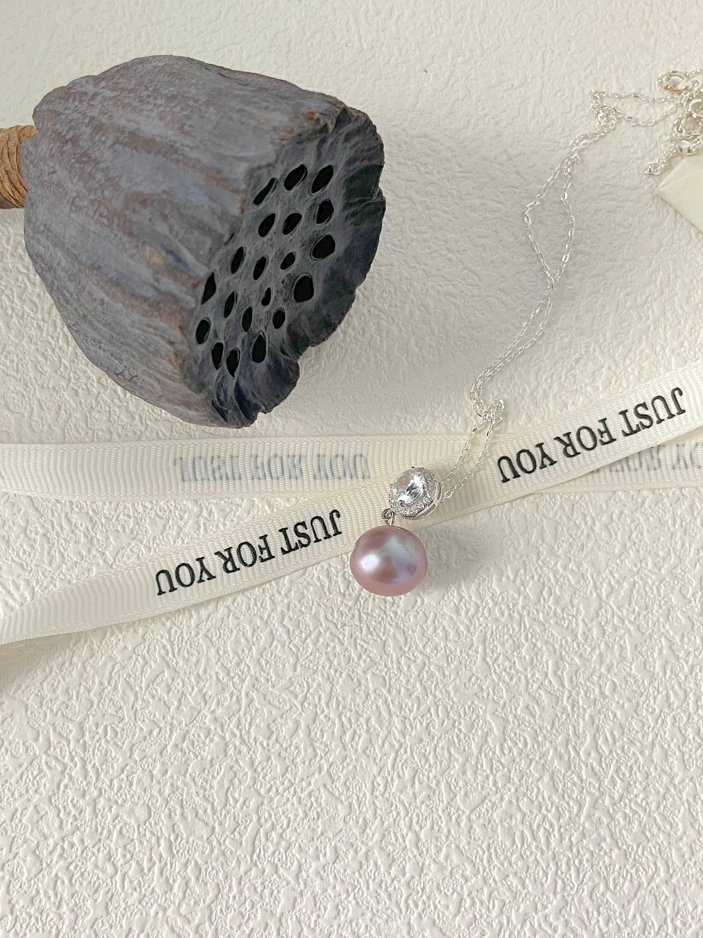 Floral Baroque Pearl Necklace