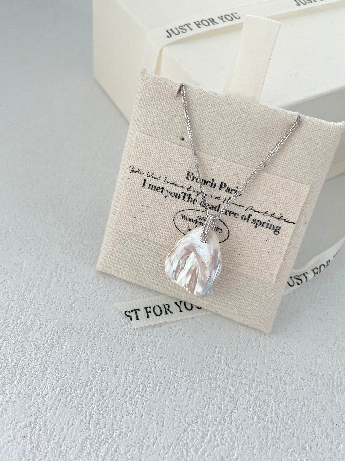 Floral Baroque Pearl Necklace