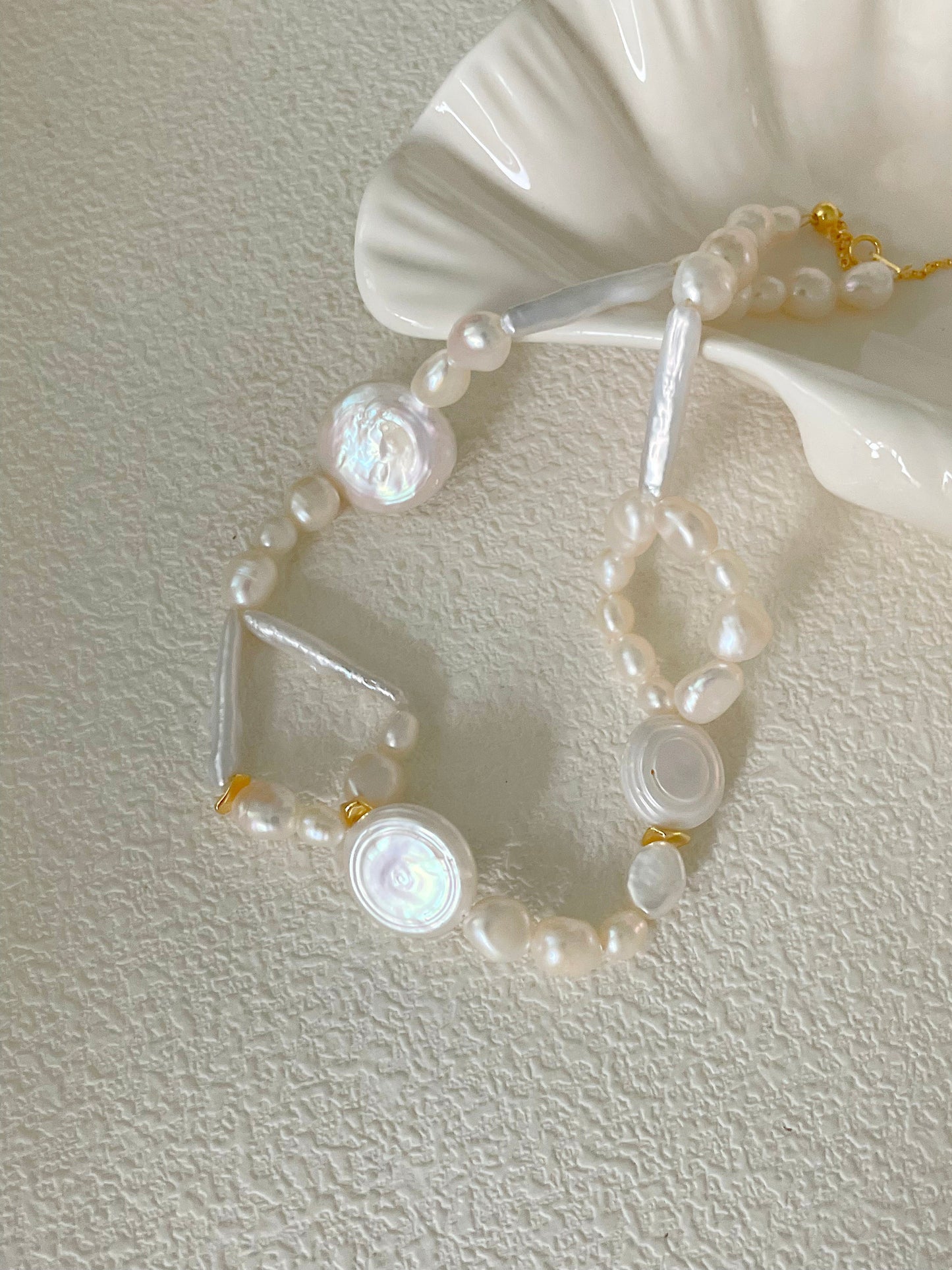Roman Holiday Baroque Pearl Chocker